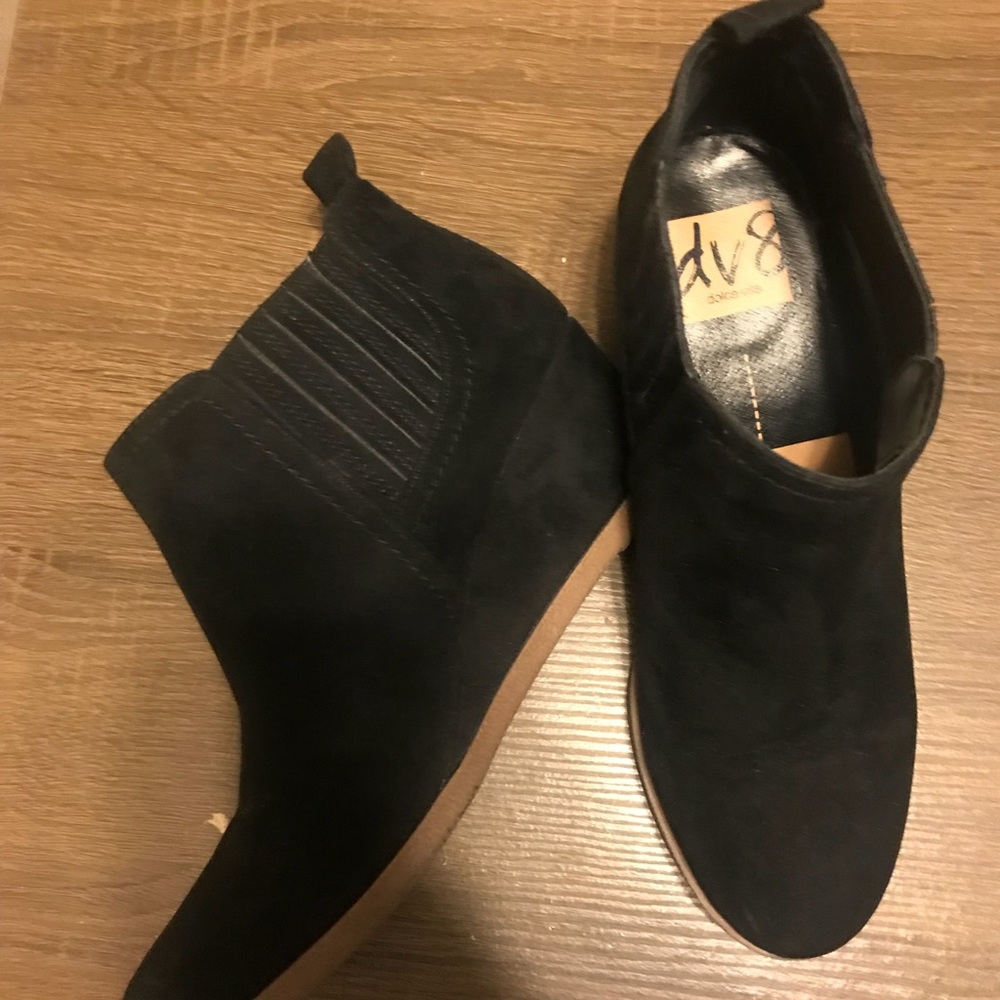 Dolce Vita (DV8) Bria wedge bootie